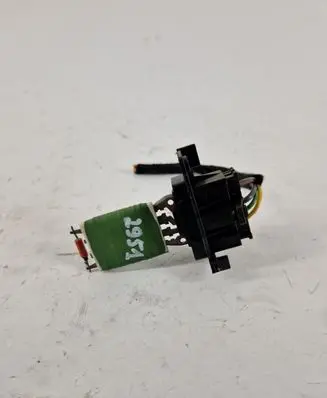 Opel Corsa D Heater blower fan relay A51003600