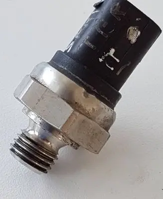 Fuel pressure sensor