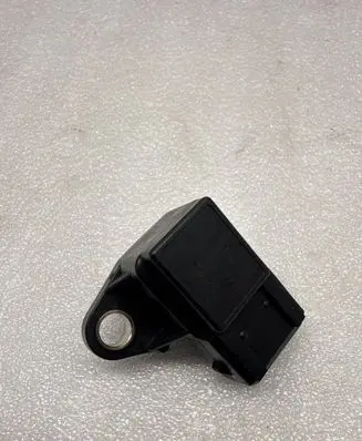 BMW 7 E38 Air pressure sensor 2246977
