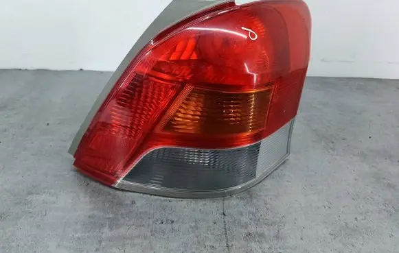Toyota Yaris Rear/tail lights
