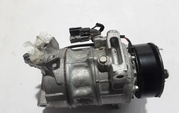 Renault Scenic IV - Grand scenic IV Air conditioning (A/C) compressor (pump) 926001268R