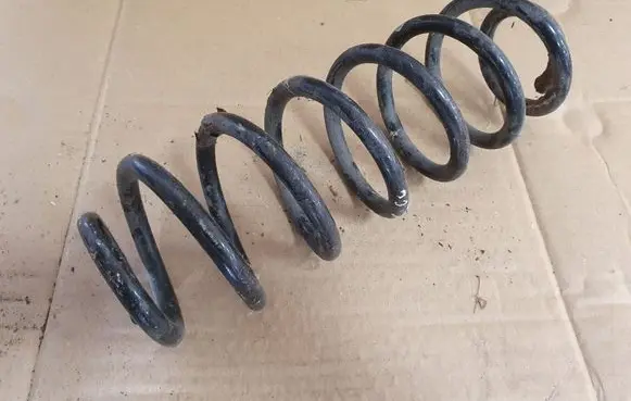 Volkswagen PASSAT CC Rear coil spring
