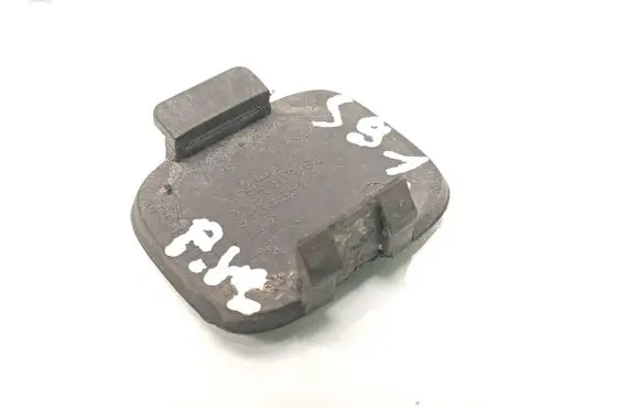 Volvo XC70 Front tow hook cap/cover 9484403 9484554
