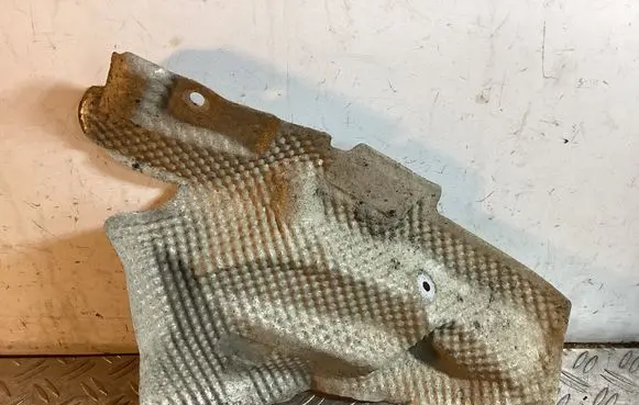 Porsche Macan (95B) Heat shield in engine bay 95B399300A