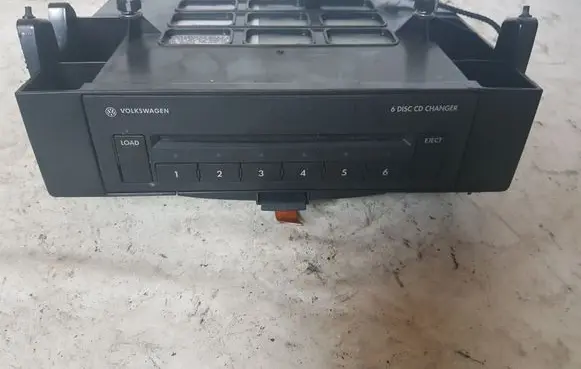Volkswagen PASSAT B6 CD/DVD changer 3C2857285