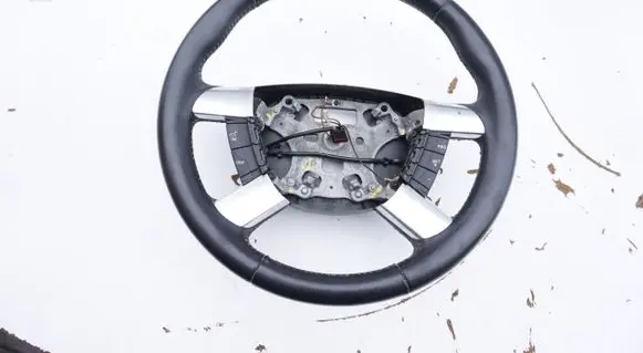Ford Kuga I Steering wheel