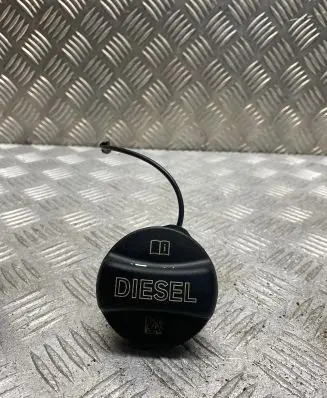 BMW X6 F16 Fuel tank filler cap 7482901