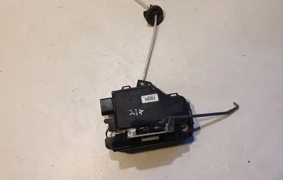 Audi A4 S4 B6 8E 8H Front door lock 4B1837015G