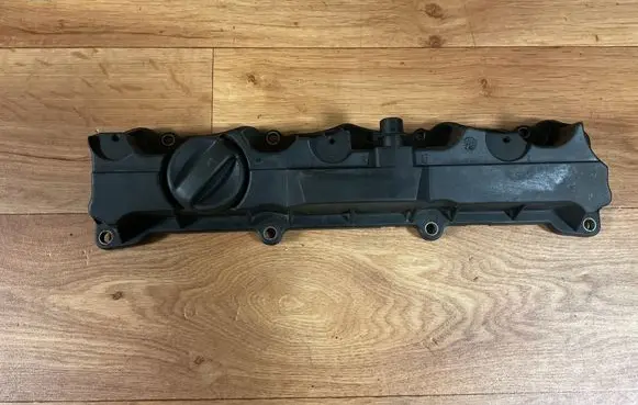 Citroen C4 I Rocker cam cover 99089320
