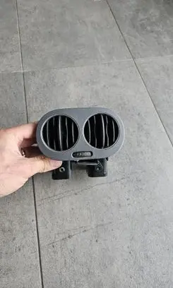 Volkswagen Tiguan Rear air vent grill 5M0819203 5N0819203A