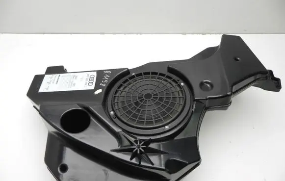 Audi A3 S3 8P Subwoofer speaker 8P7035382C R1158