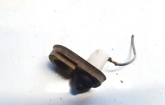 Suzuki Grand Vitara II Front door sensor coupe 
