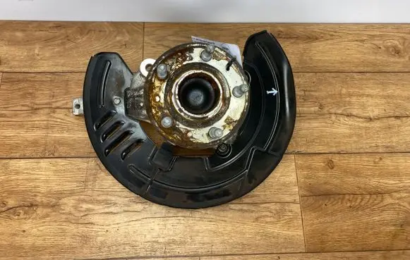 Chevrolet Camaro Front wheel hub spindle knuckle 84004746