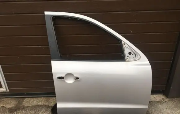 Hyundai Santa Fe Front door