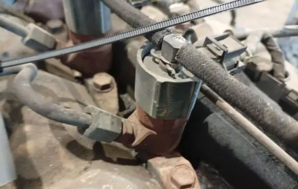KIA Ceed Fuel injector 0445110256