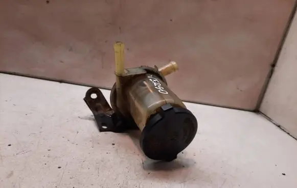 Power steering fluid tank/reservoir