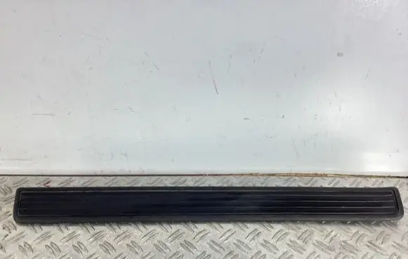 Honda Accord Front sill trim cover 84252TL0003020