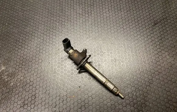 Citroen C5 Fuel injector 5U3Q9K546AA 30262