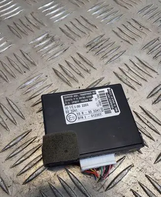 Toyota Avensis T270 Other control units/modules 89780-05051