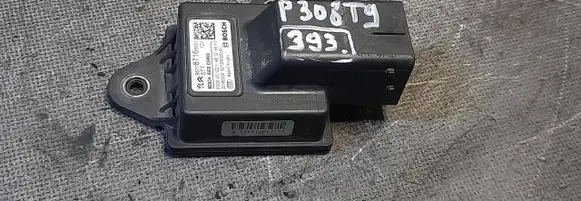 Peugeot 308 Start/Stop control module 9677871680
