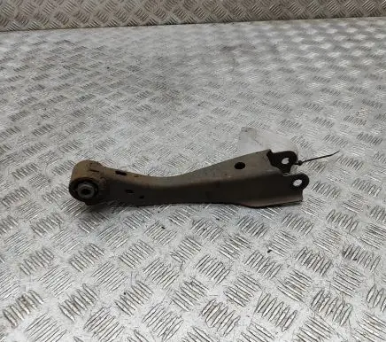 Toyota GT 86 Rear upper control arm/wishbone SU00300360