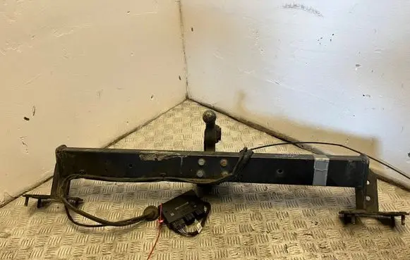 Mercedes-Benz E C207 W207 Trunk lid opening control unit 