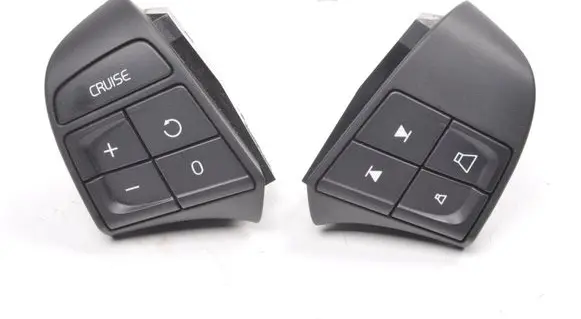 Volvo C30 Steering wheel buttons/switches 30739638