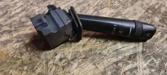 Volvo V70 Wiper control stalk 30768098