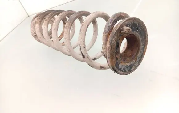 Volkswagen Touran I Rear coil spring 