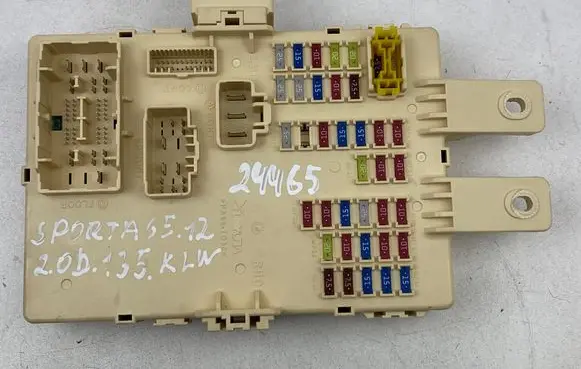 KIA Sportage Fuse module 919503W030