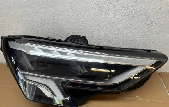 Audi A3 8Y Headlight/headlamp 8Y0941034