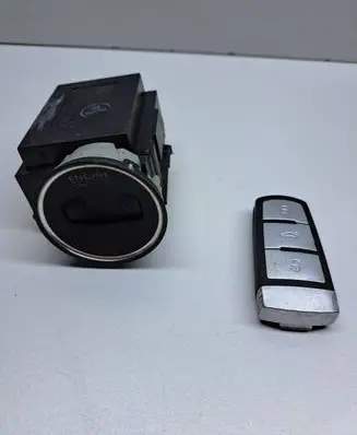 Volkswagen PASSAT B6 Ignition lock 3C0905843 33303401 130030792
