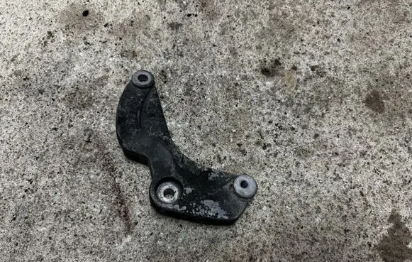 Generator/alternator bracket