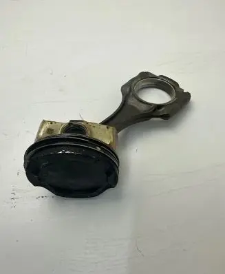 BMW 7 F01 F02 F03 F04 Piston with connecting rod 7646892