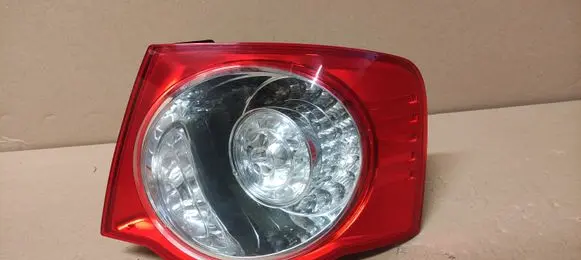 Volkswagen Jetta V Rear/tail lights 1K5945096M