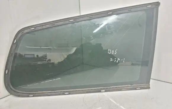 Volkswagen PASSAT B6 Rear side window AS2
