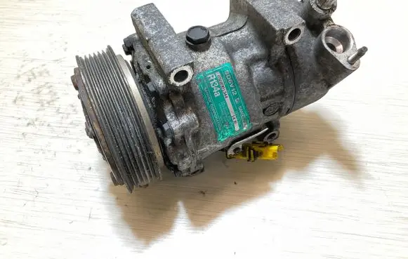 Ford Focus Air conditioning (A/C) compressor (pump) SD6V12 6568301344