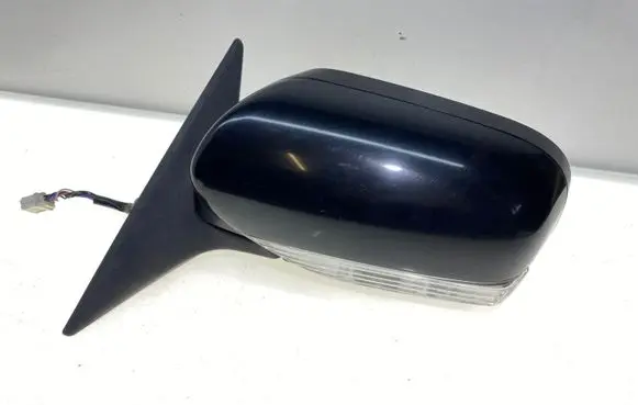 Subaru Outback Front door electric wing mirror