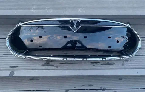 Tesla Model S Front grill 101741400D 102331200A