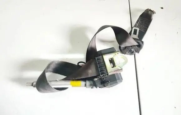 Audi A6 S6 C4 4A Front seatbelt 0566040200