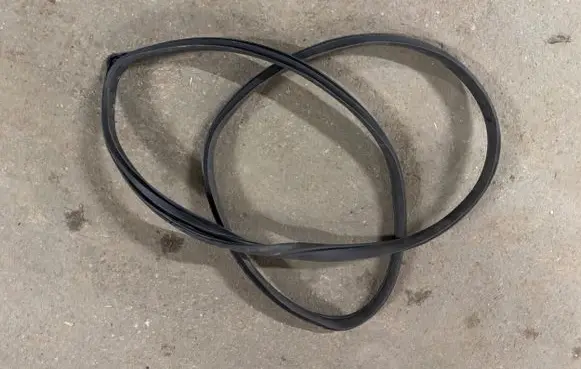 KIA Rio Front door rubber seal 