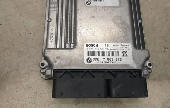 BMW 5 E60 E61 Engine control unit/module 0281013501 031567705 7803373