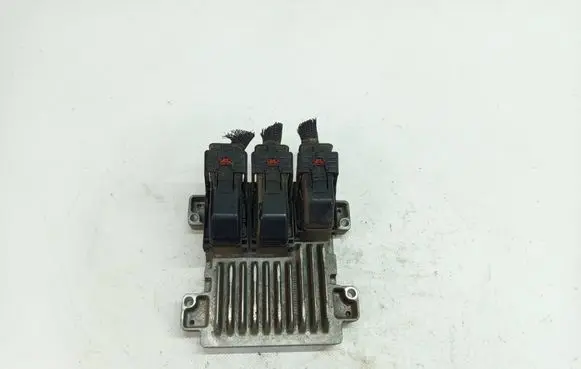 Opel Astra J Engine control unit/module 12654137 12643636 86ABJNK130676N9E
