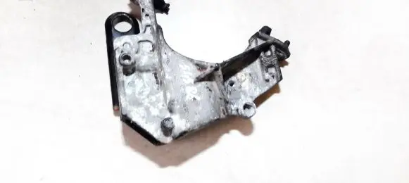 Citroen Xsara Picasso Engine mounting bracket 9635969880