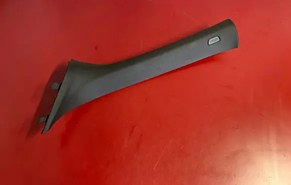 BMW X1 F48 F49 (A) pillar trim 7402607 51437402607