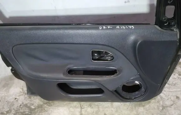 Renault Clio II Front door card panel trim