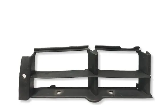 BMW 5 E39 Front bumper lower grill 8235673