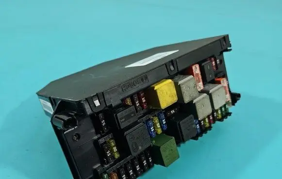 Fuse box set