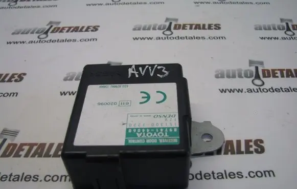 Toyota Avensis Verso Door control unit/module 8974144060