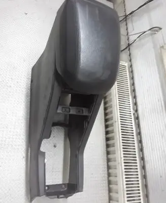 Chevrolet Captiva Armrest
